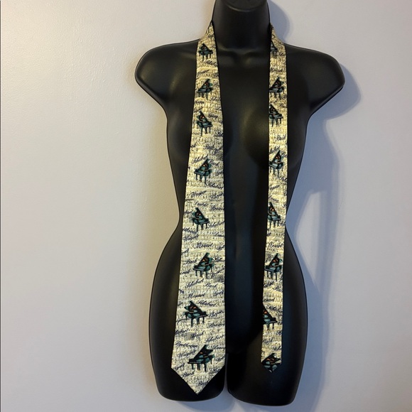 Museum Artifacts Music Masters by SNI Silk Cream Piano Composers Necktie Tie - Picture 2 of 12